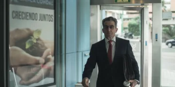 Still from Netflix's Spanish thriller Collision Course