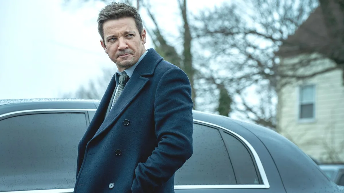 Jeremy Renner as Mike McLusky in Mayor of Kingstown